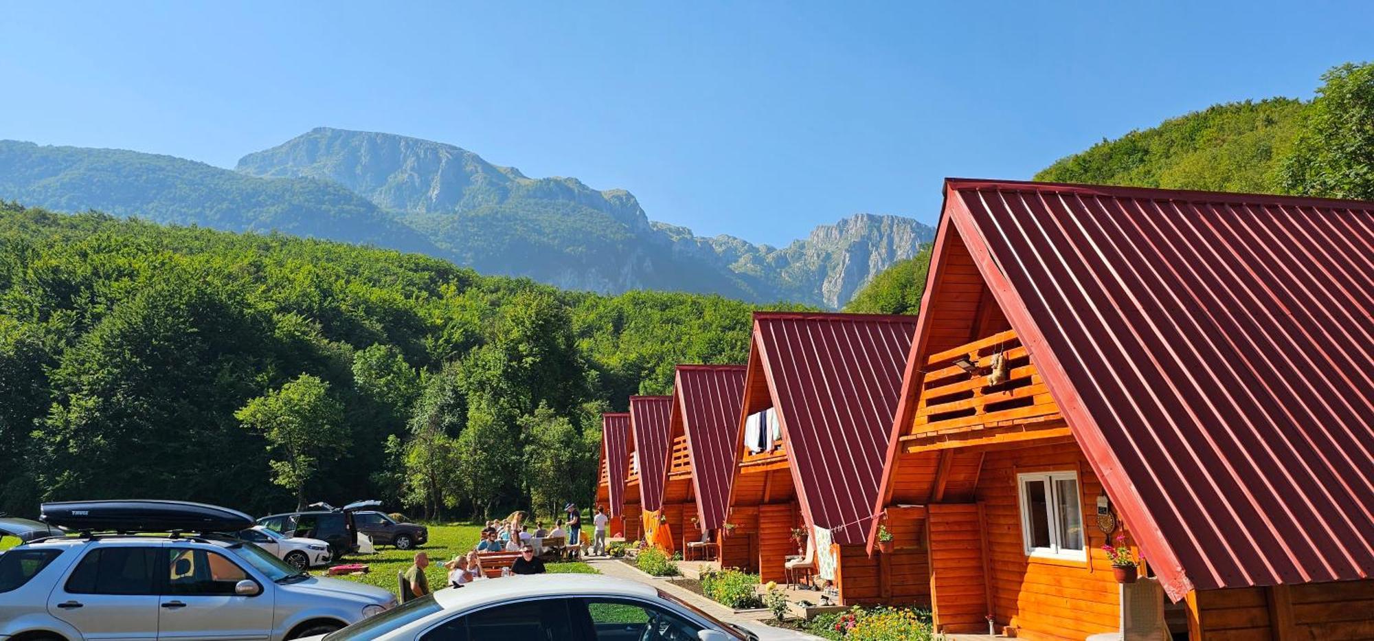 Ekoo Katun Jezerca Vila Vusanje Exterior foto